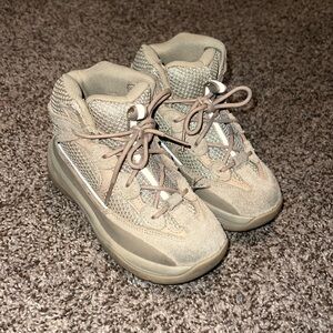 Yeezy boots kids